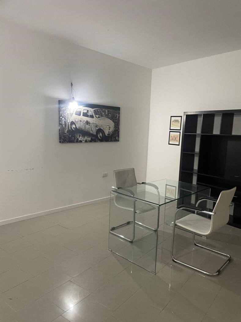 Negozio in affitto a Brindisi