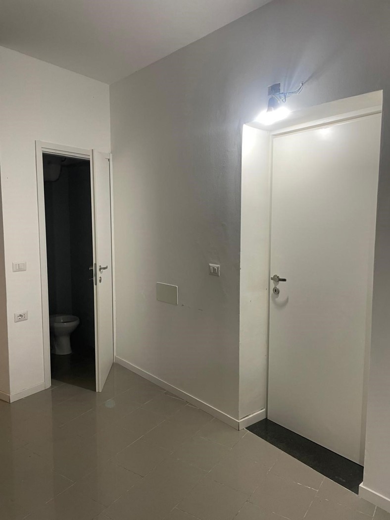 Negozio in affitto a Brindisi