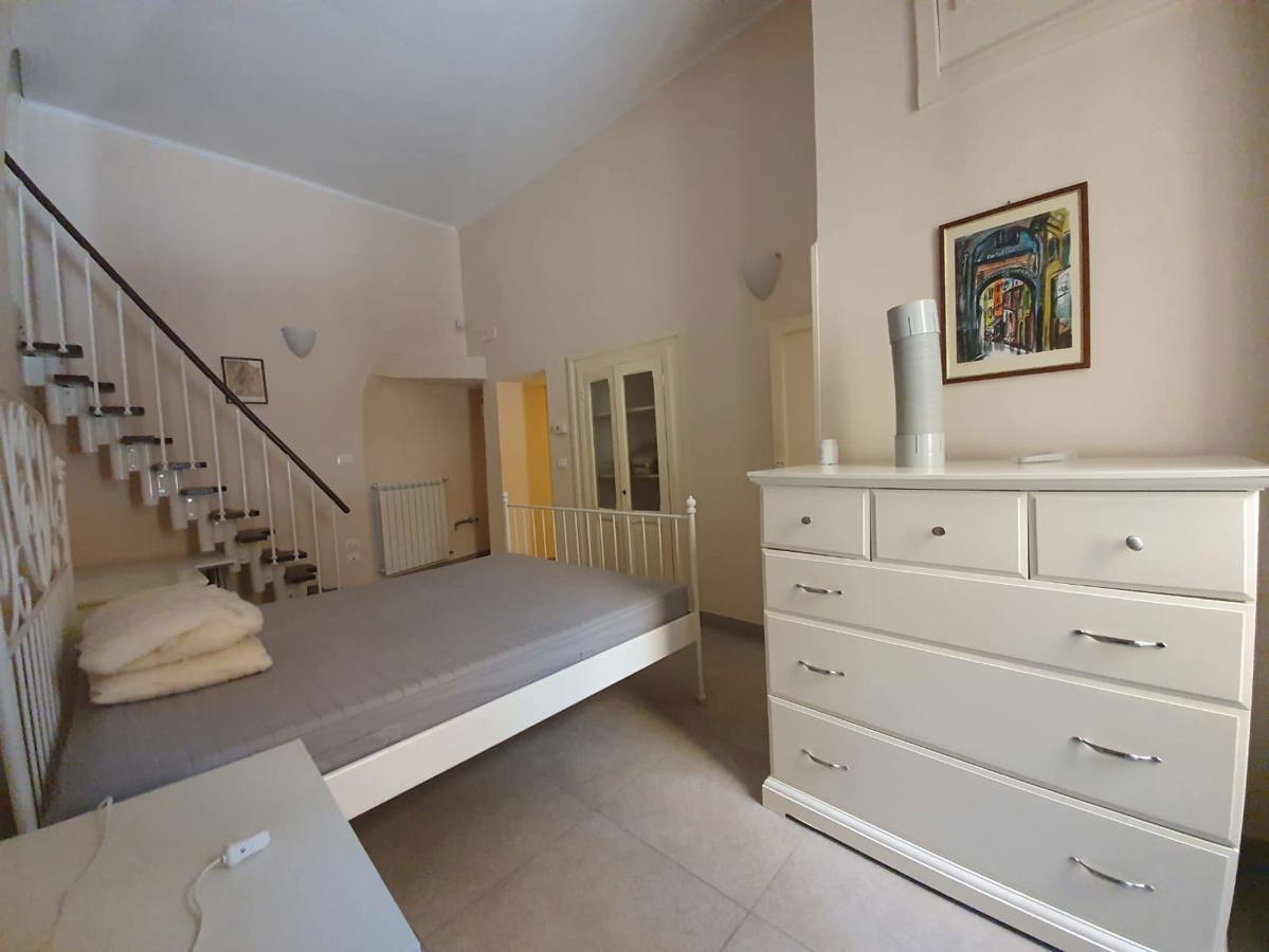 Bilocale arredato in affitto a Brindisi