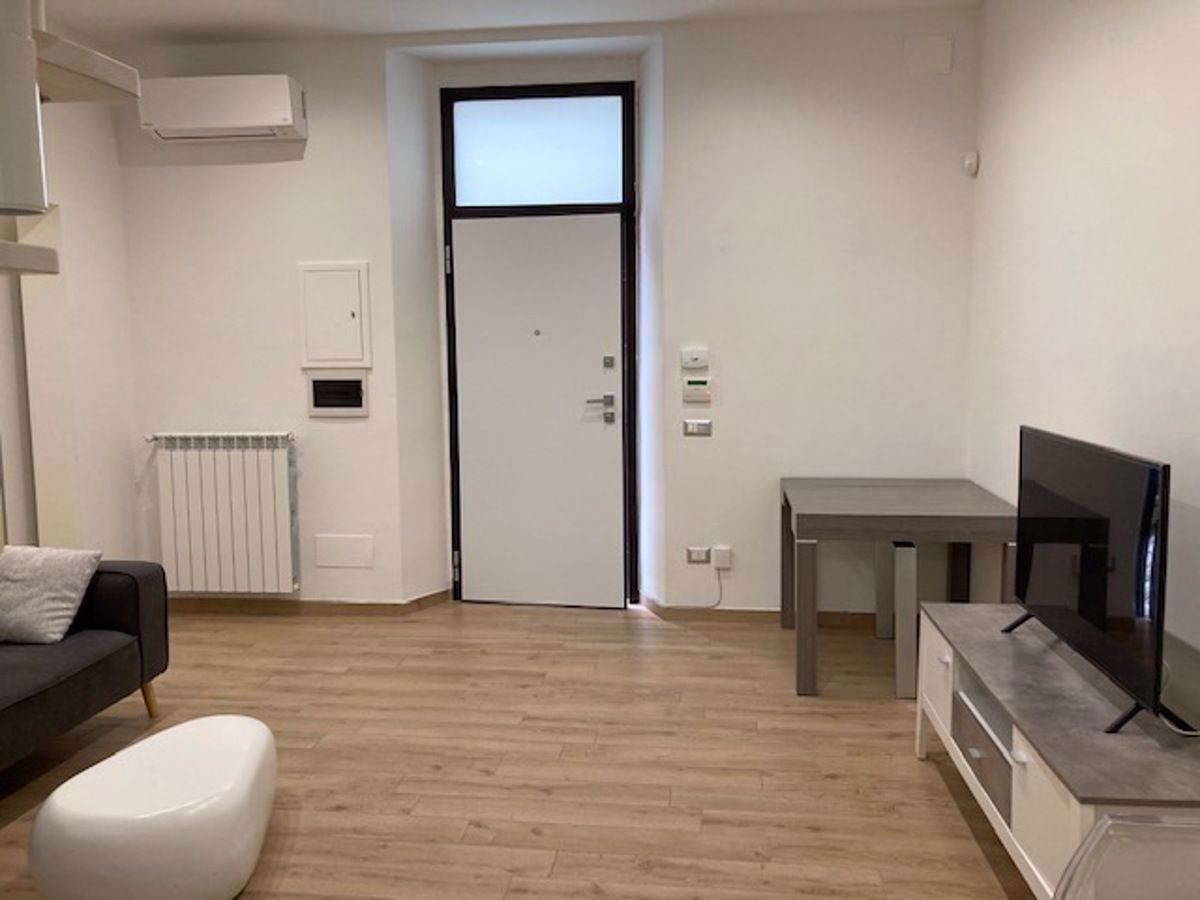 Bilocale arredato in affitto a Brindisi