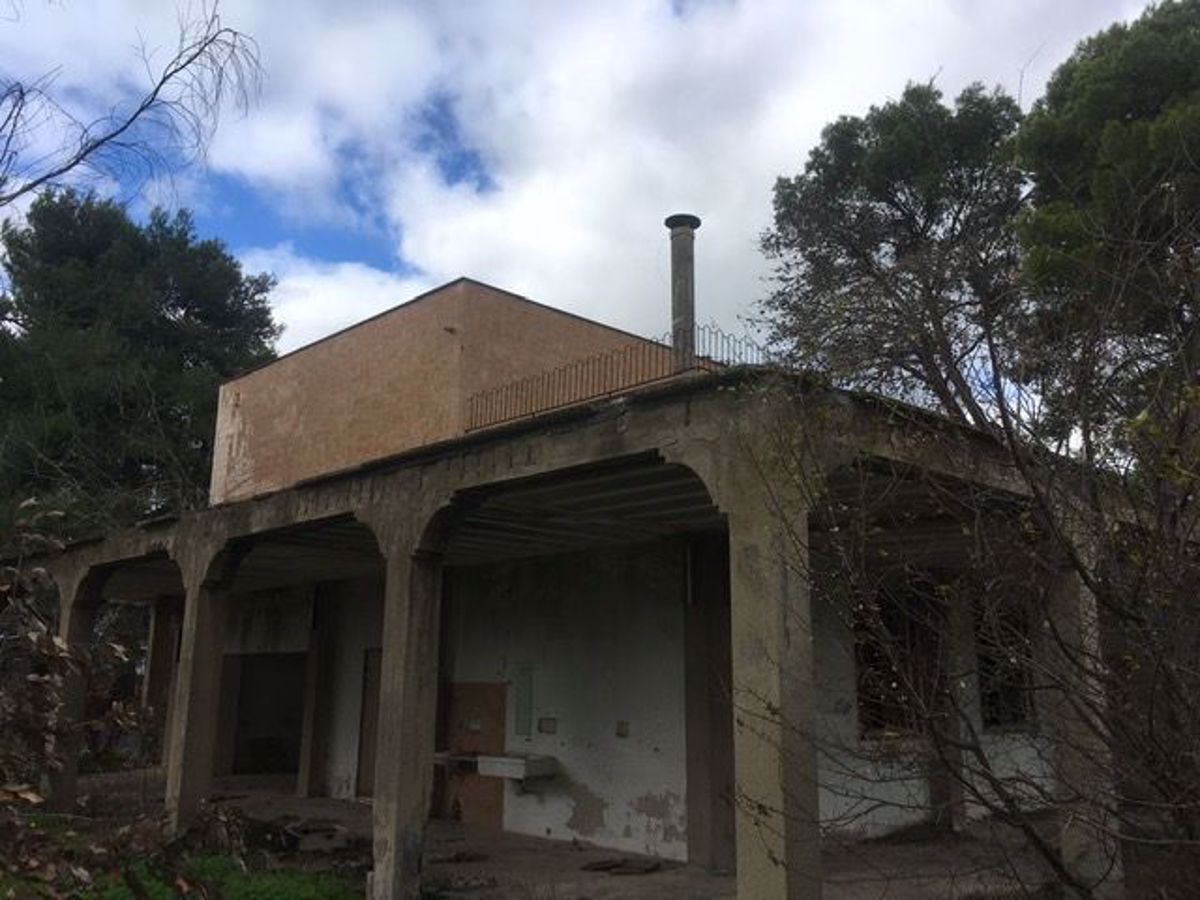 Villa con giardino a Brindisi