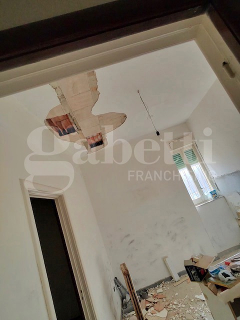 Stabile/Palazzo in vendita a Brindisi