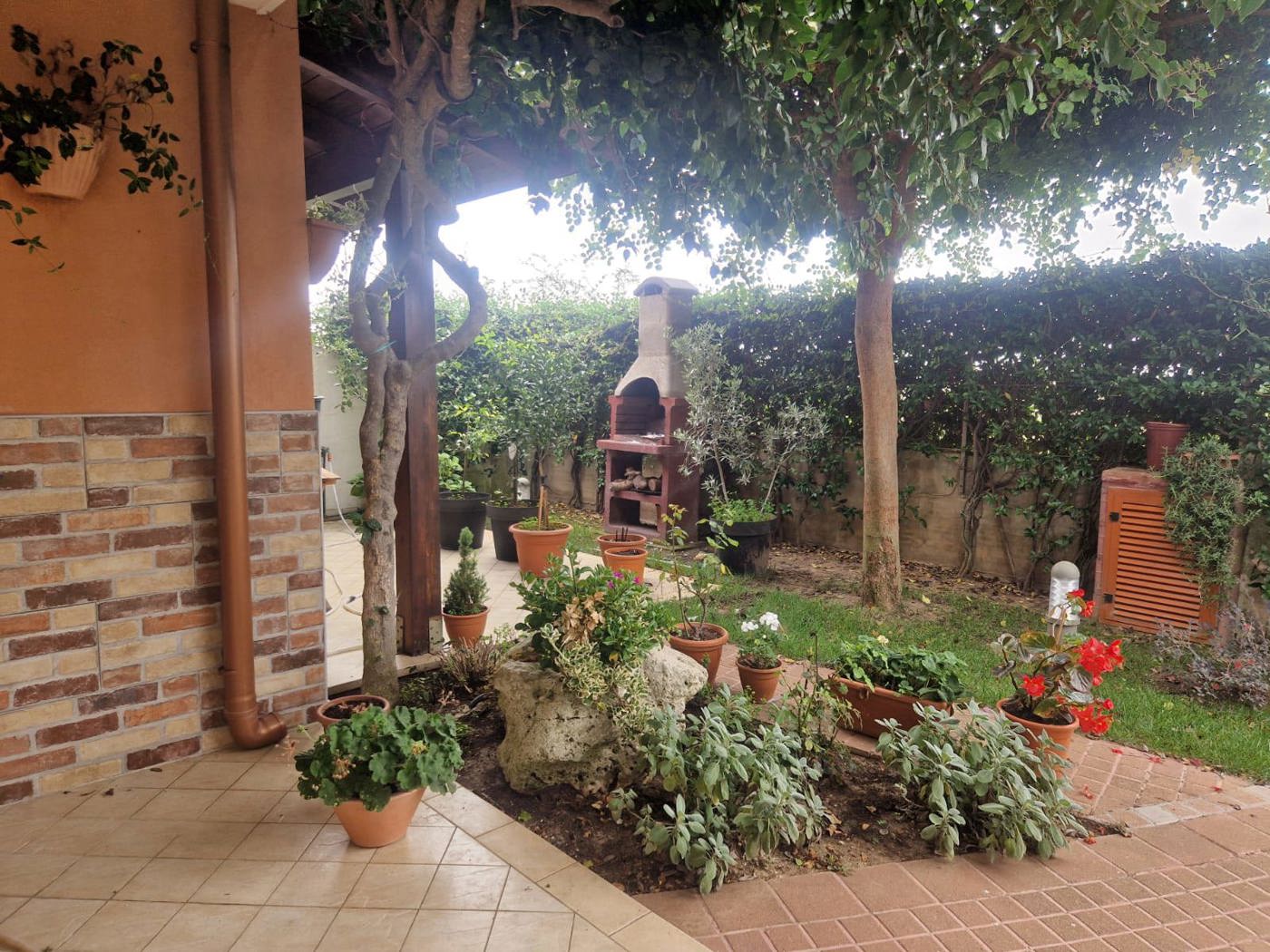 Villa arredata in affitto a Brindisi