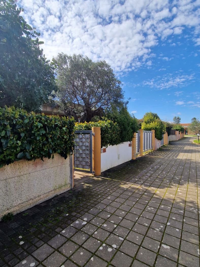 Villa con giardino a Brindisi