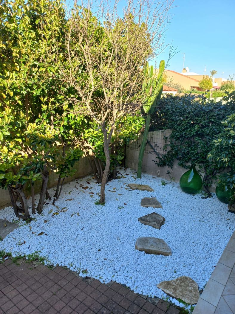 Villa arredata in affitto a Brindisi