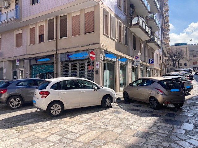 Negozio in vendita a Brindisi