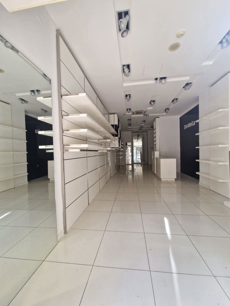 Negozio in affitto a Brindisi