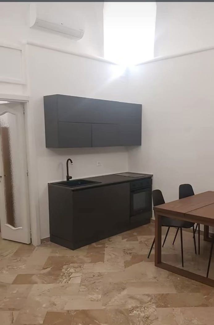 Bilocale arredato in affitto a Brindisi