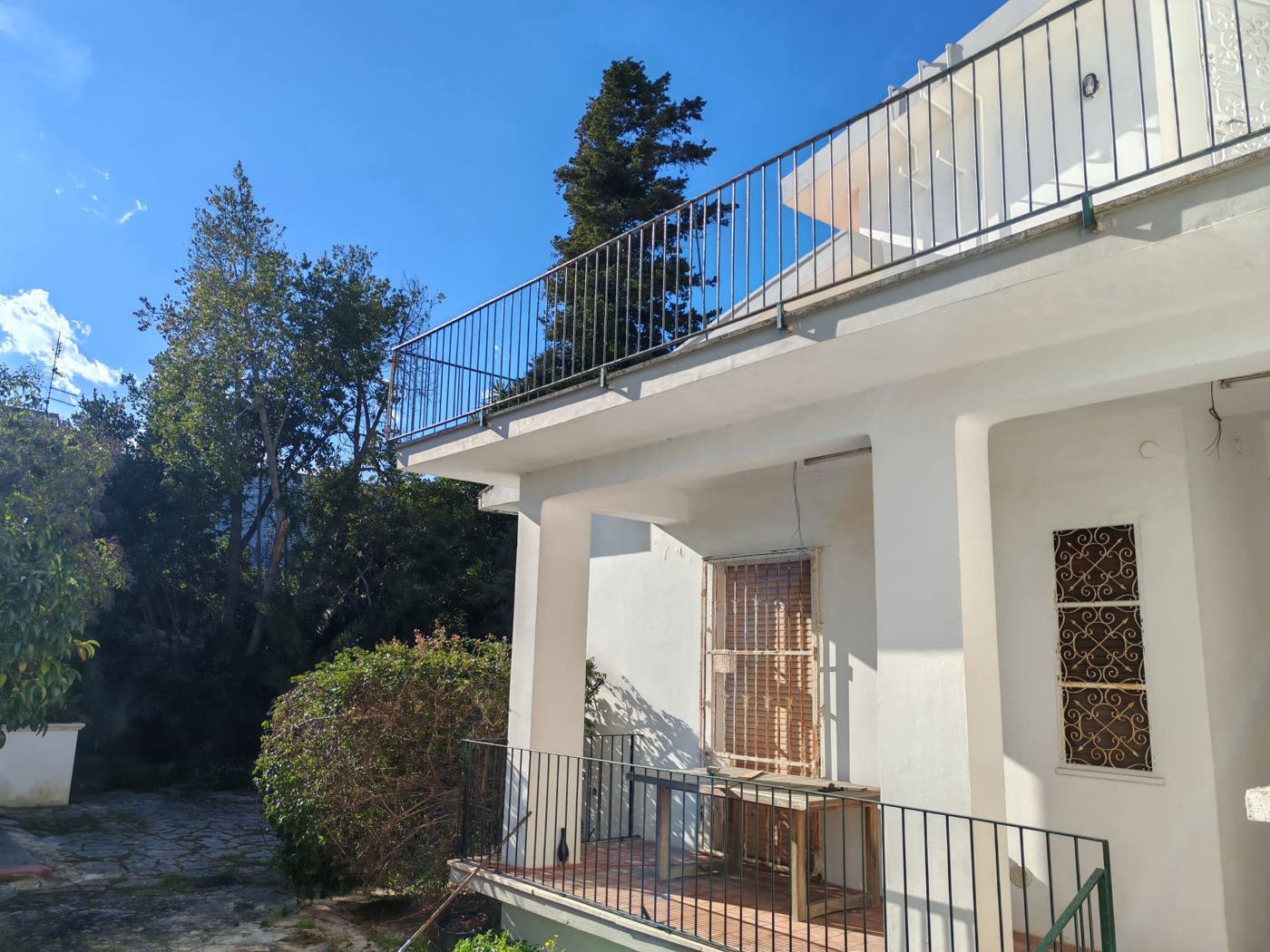 Villa con giardino a Cellino San Marco