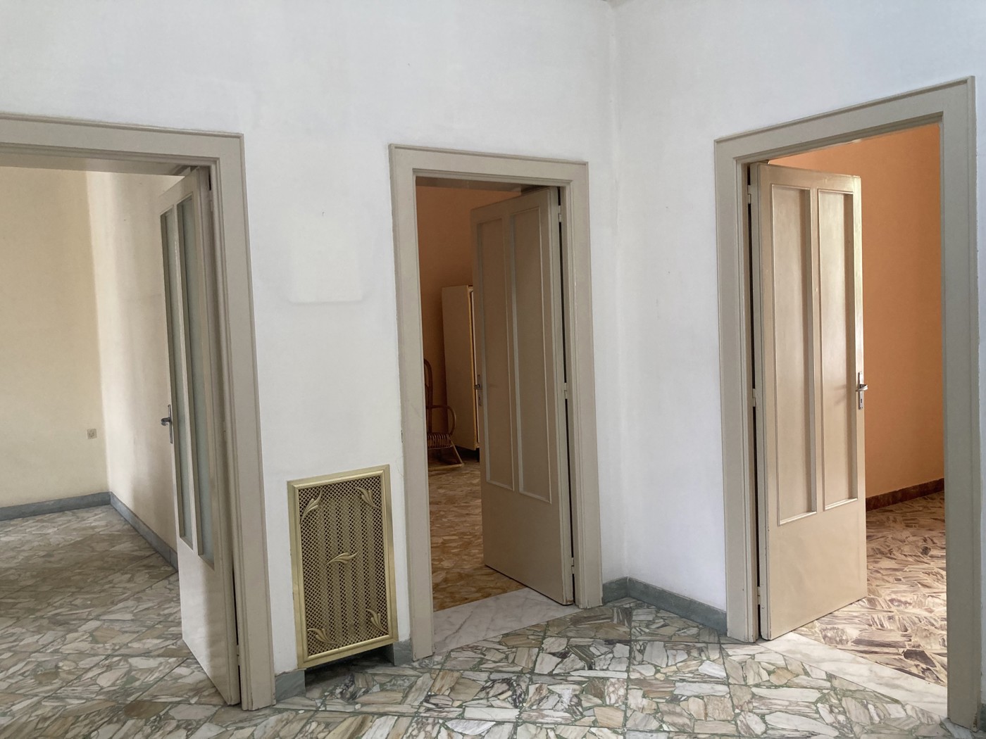 Casa indipendente con giardino a Brindisi