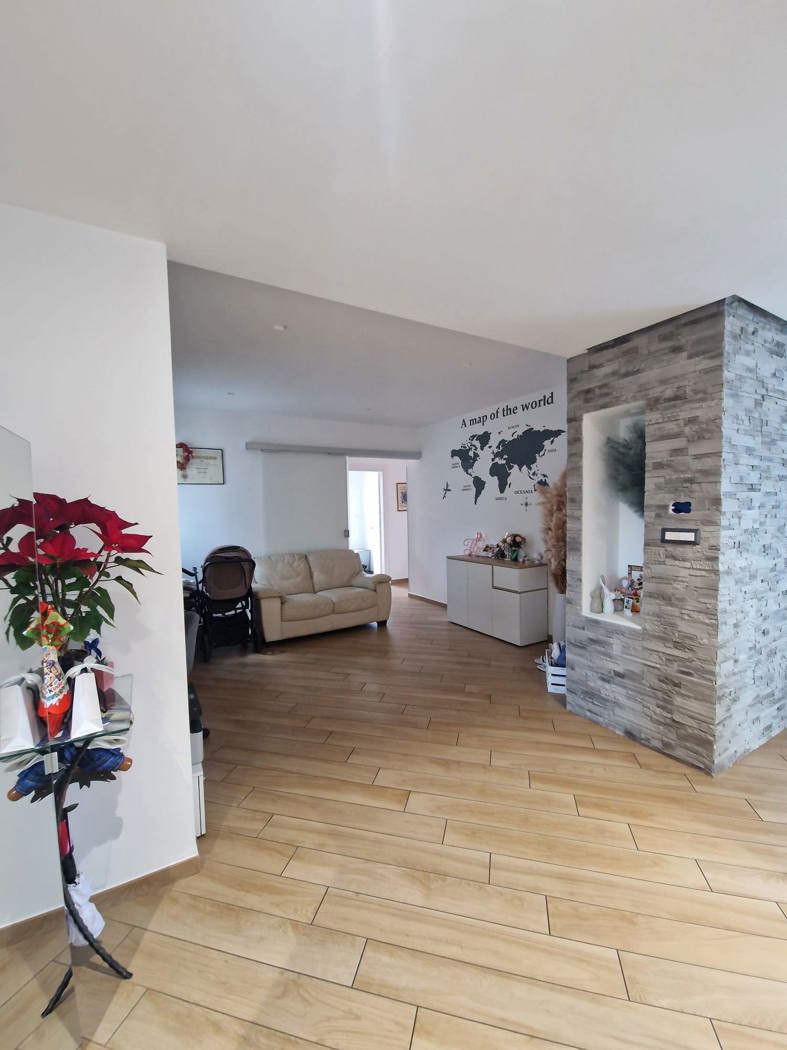 Attico ristrutturato a Mesagne