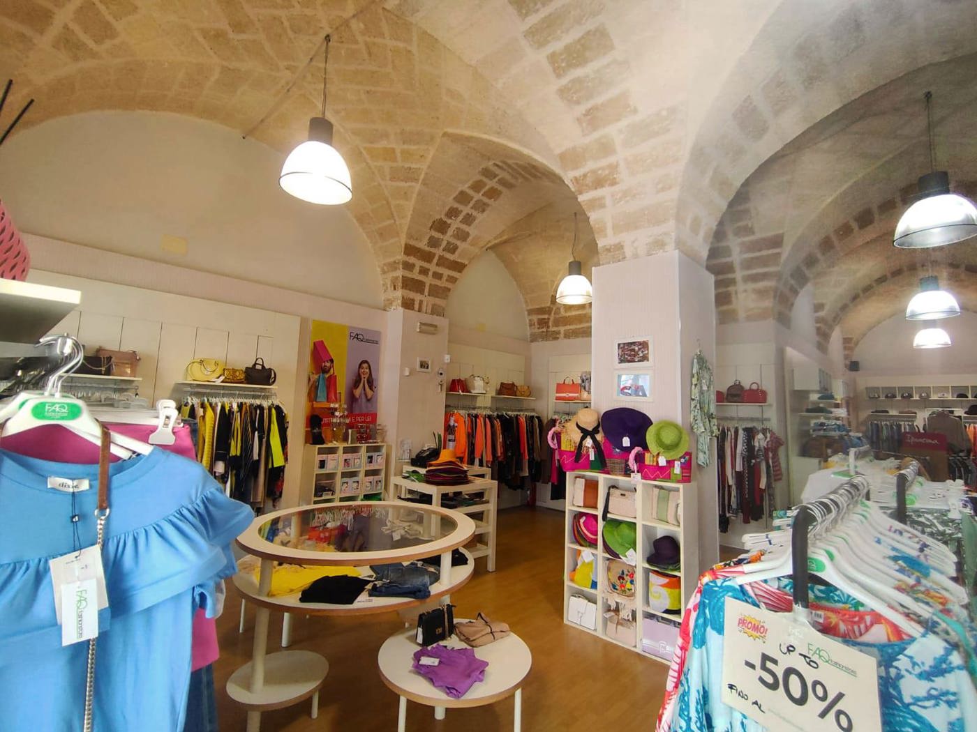 Negozio in affitto a Brindisi