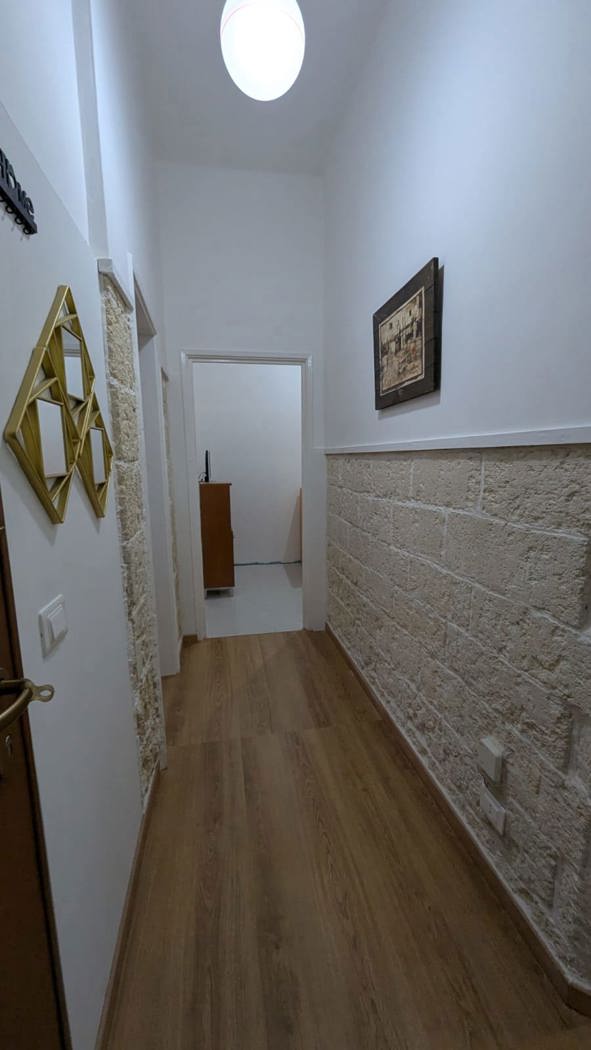 Trilocale arredato in affitto a Brindisi