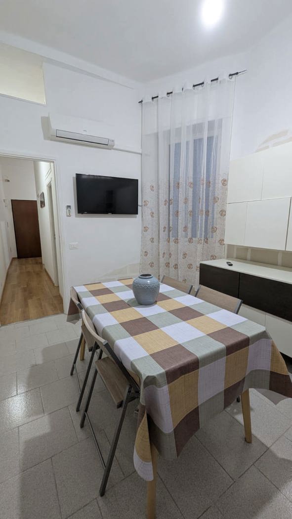 Trilocale arredato in affitto a Brindisi