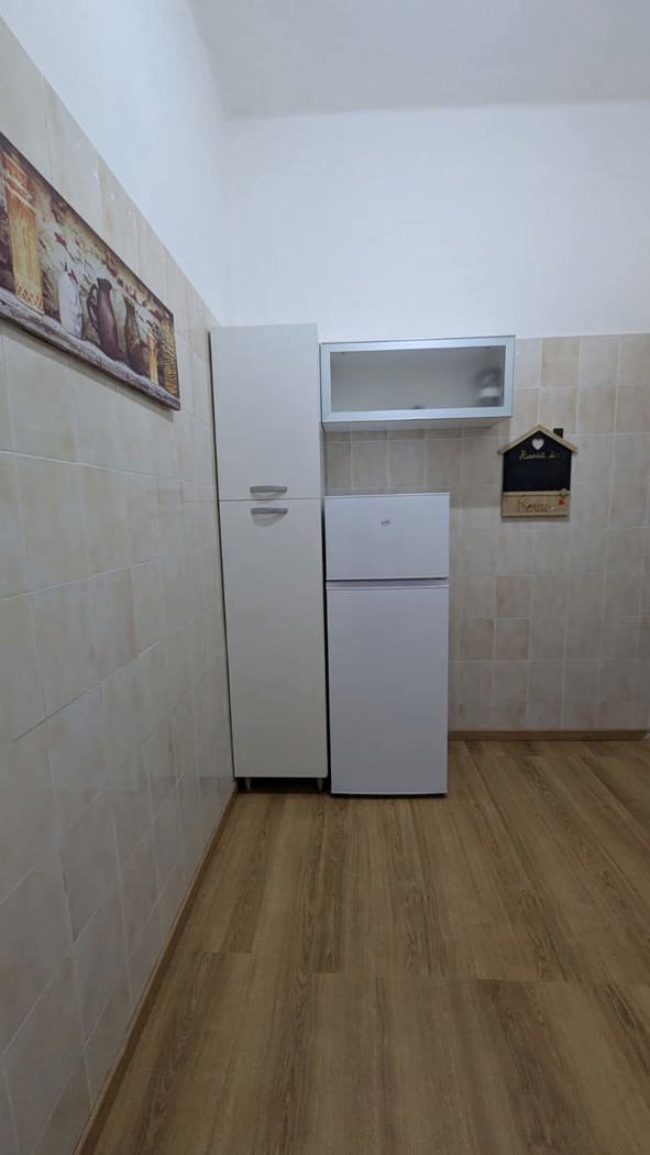 Trilocale arredato in affitto a Brindisi