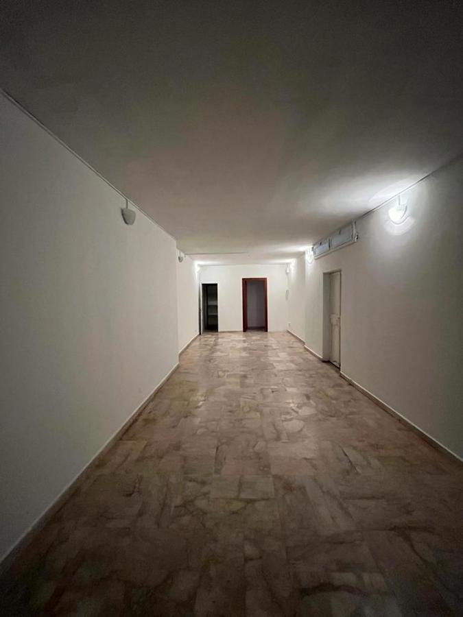 Negozio in affitto a Brindisi