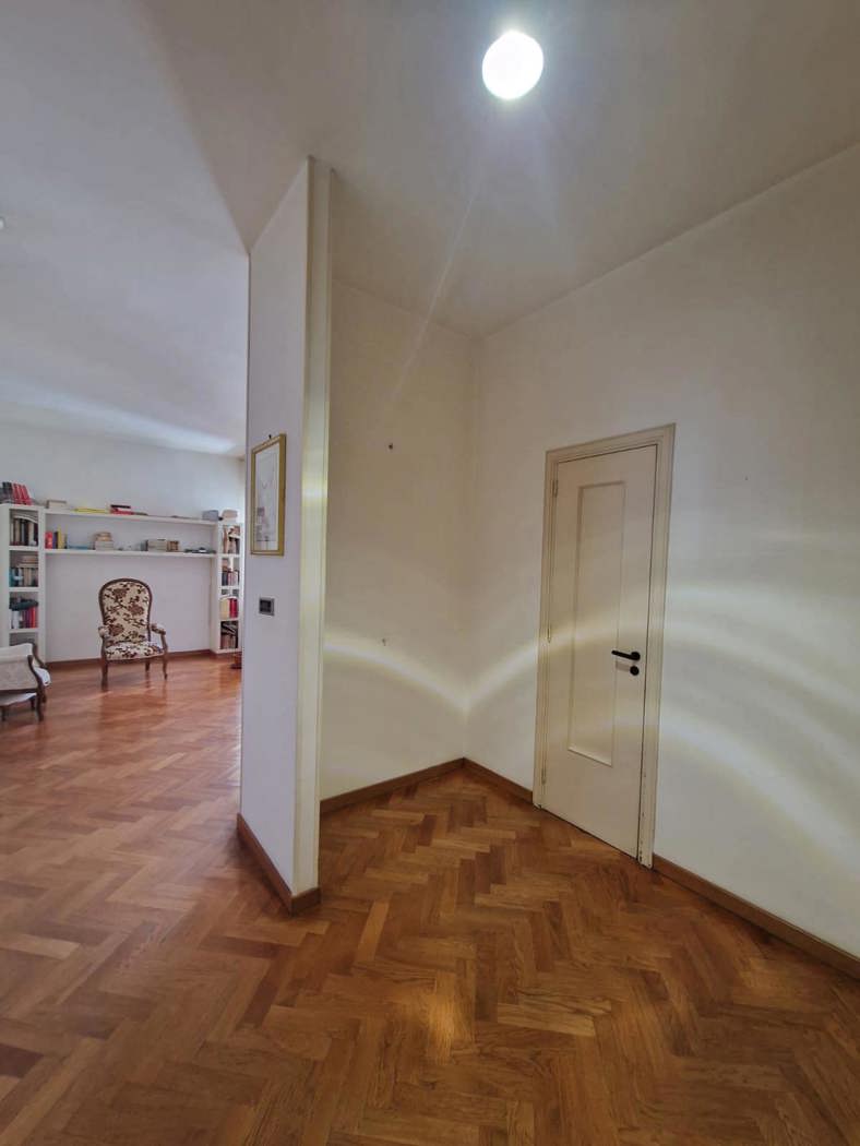 Quadrilocale in vendita a Brindisi