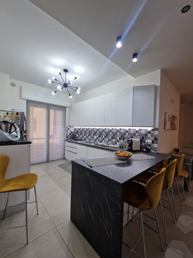 Quadrilocale ristrutturato a Brindisi