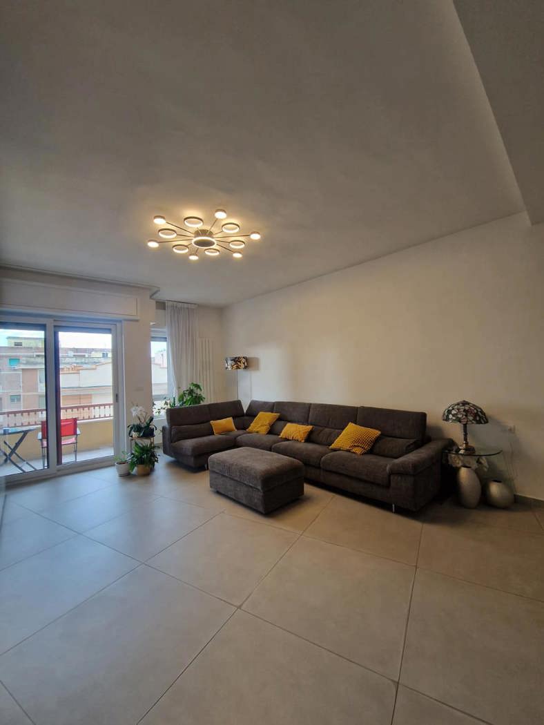 Quadrilocale ristrutturato a Brindisi