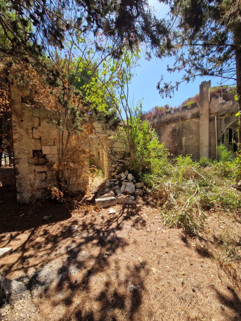 Villa da ristrutturare a Brindisi