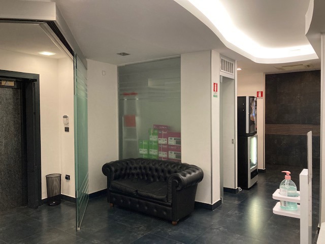 Ufficio nuovo a Brindisi