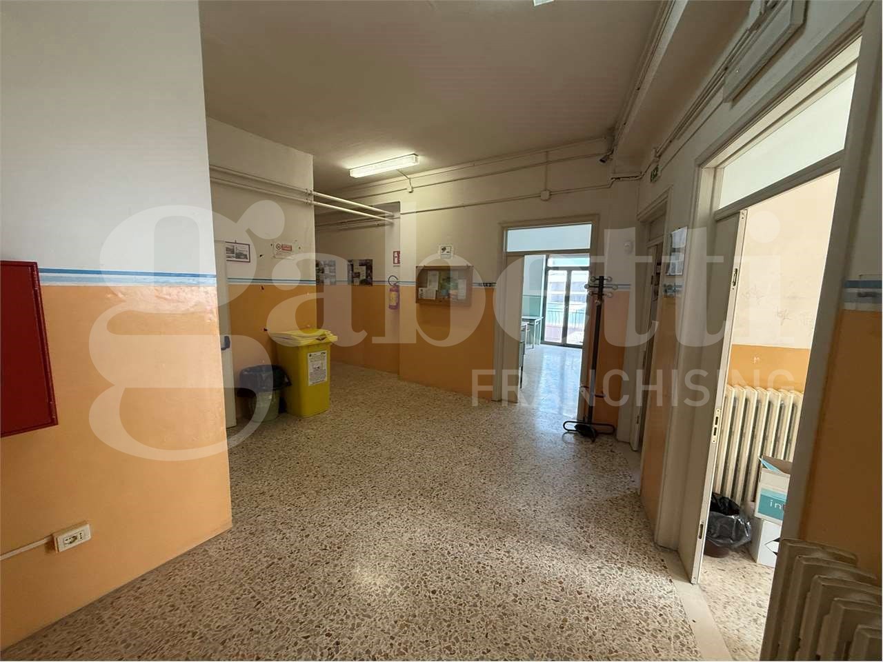 Ufficio da ristrutturare a Brindisi