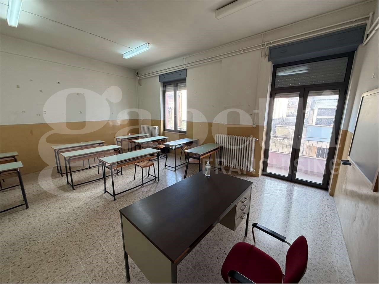 Ufficio da ristrutturare a Brindisi