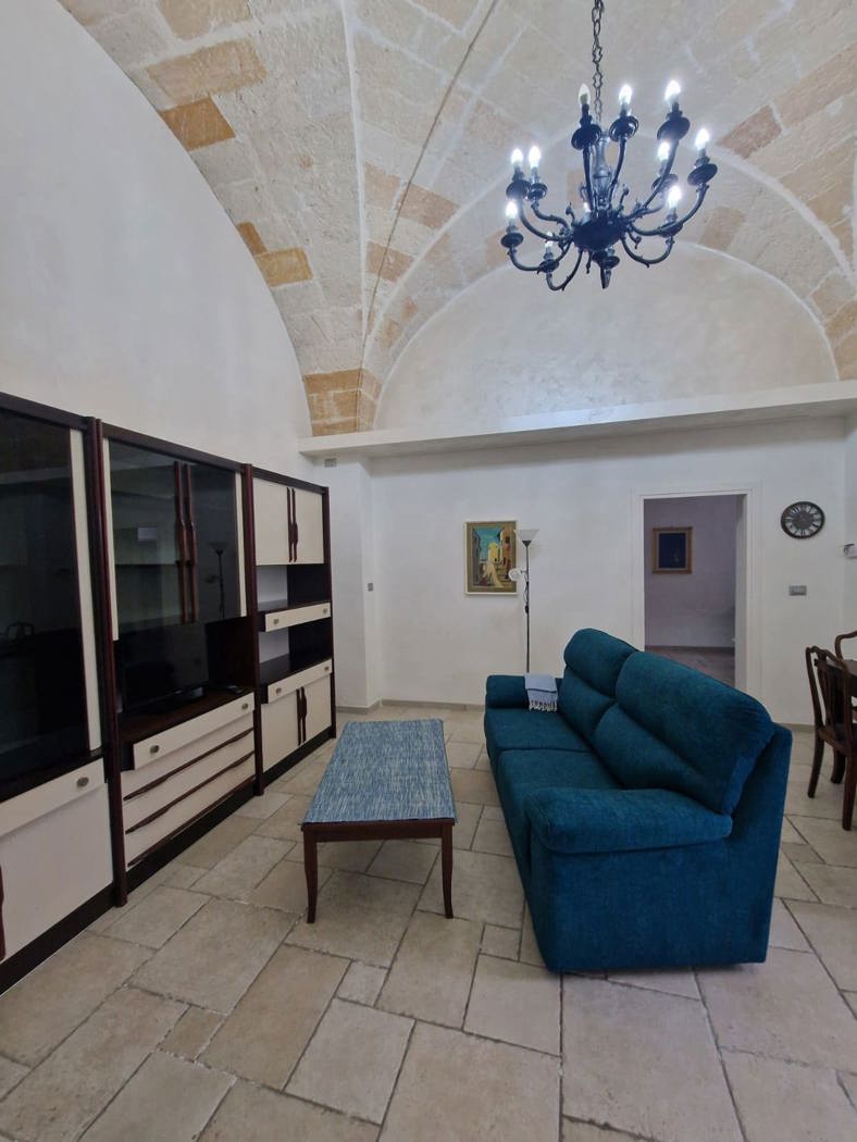 Bilocale arredato in affitto a Brindisi