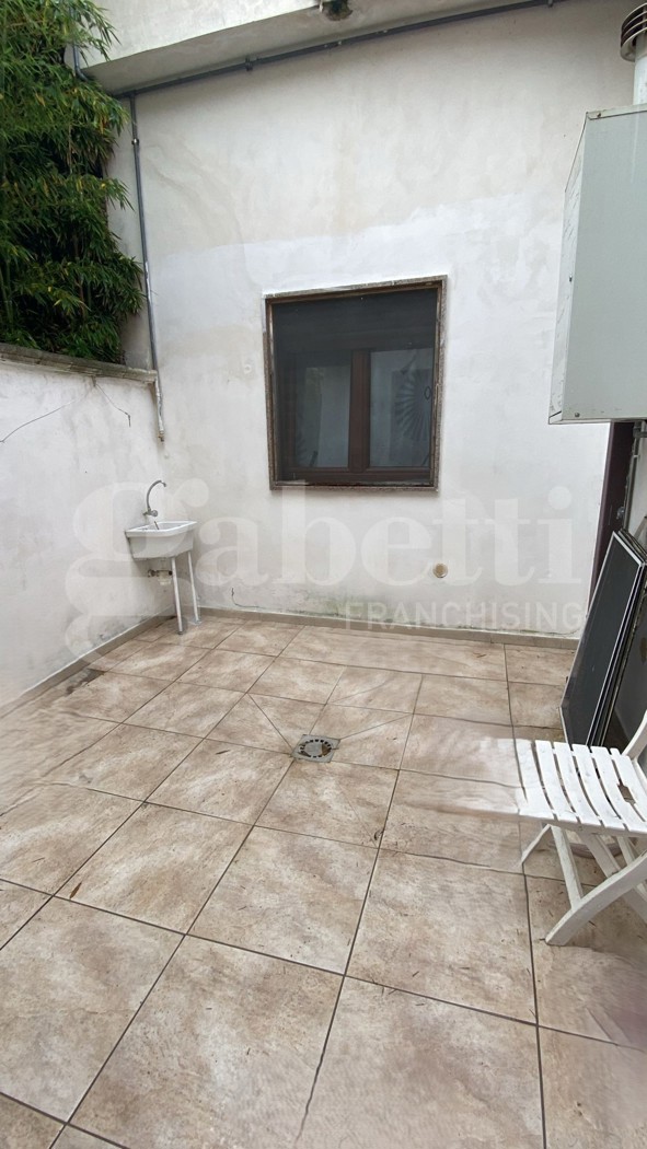 Bilocale arredato in affitto a Brindisi