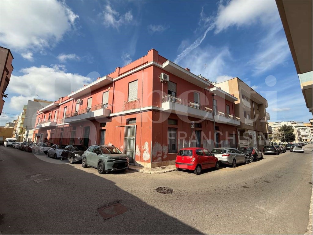 Ufficio da ristrutturare a Brindisi