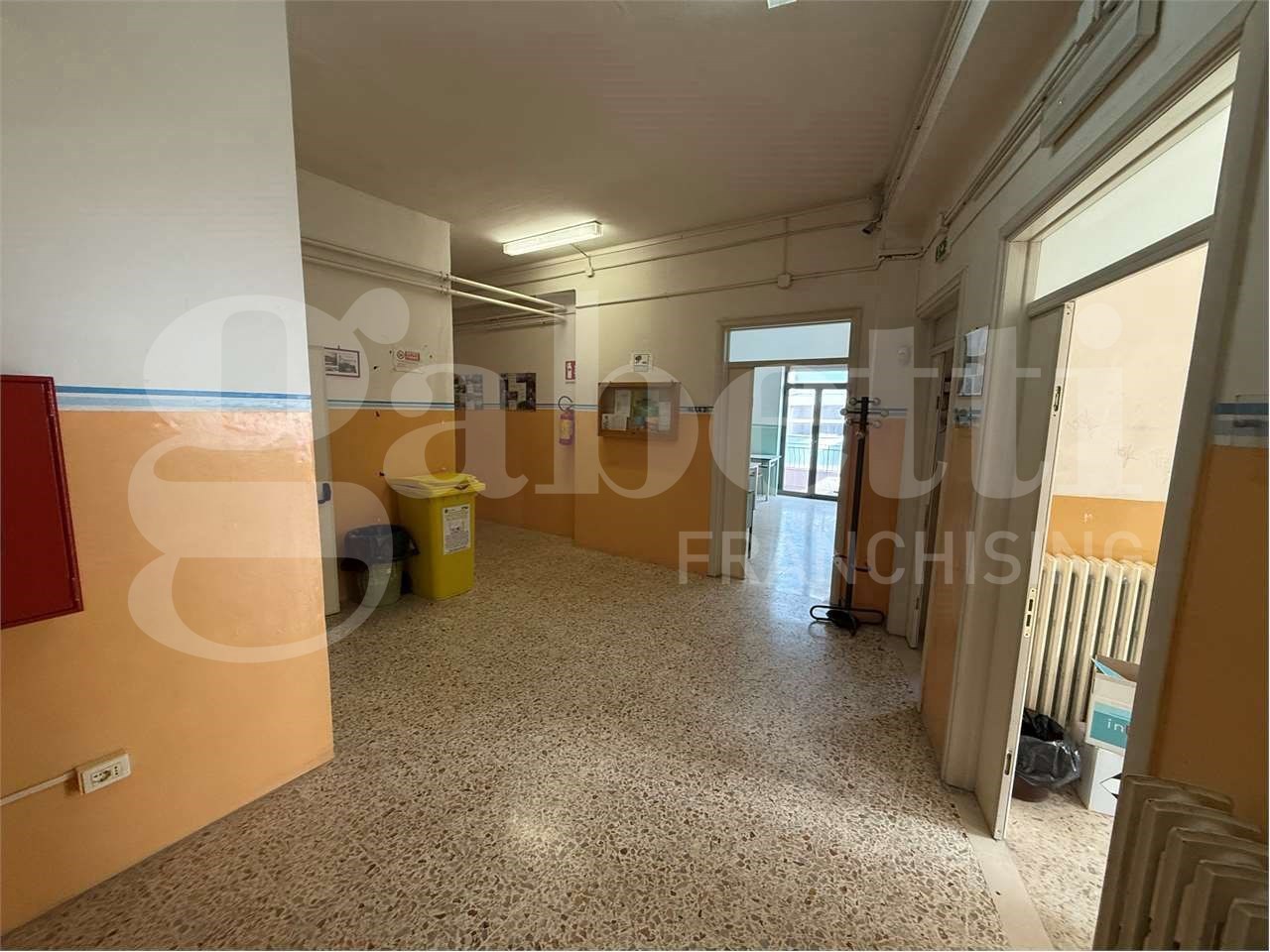 Ufficio da ristrutturare a Brindisi