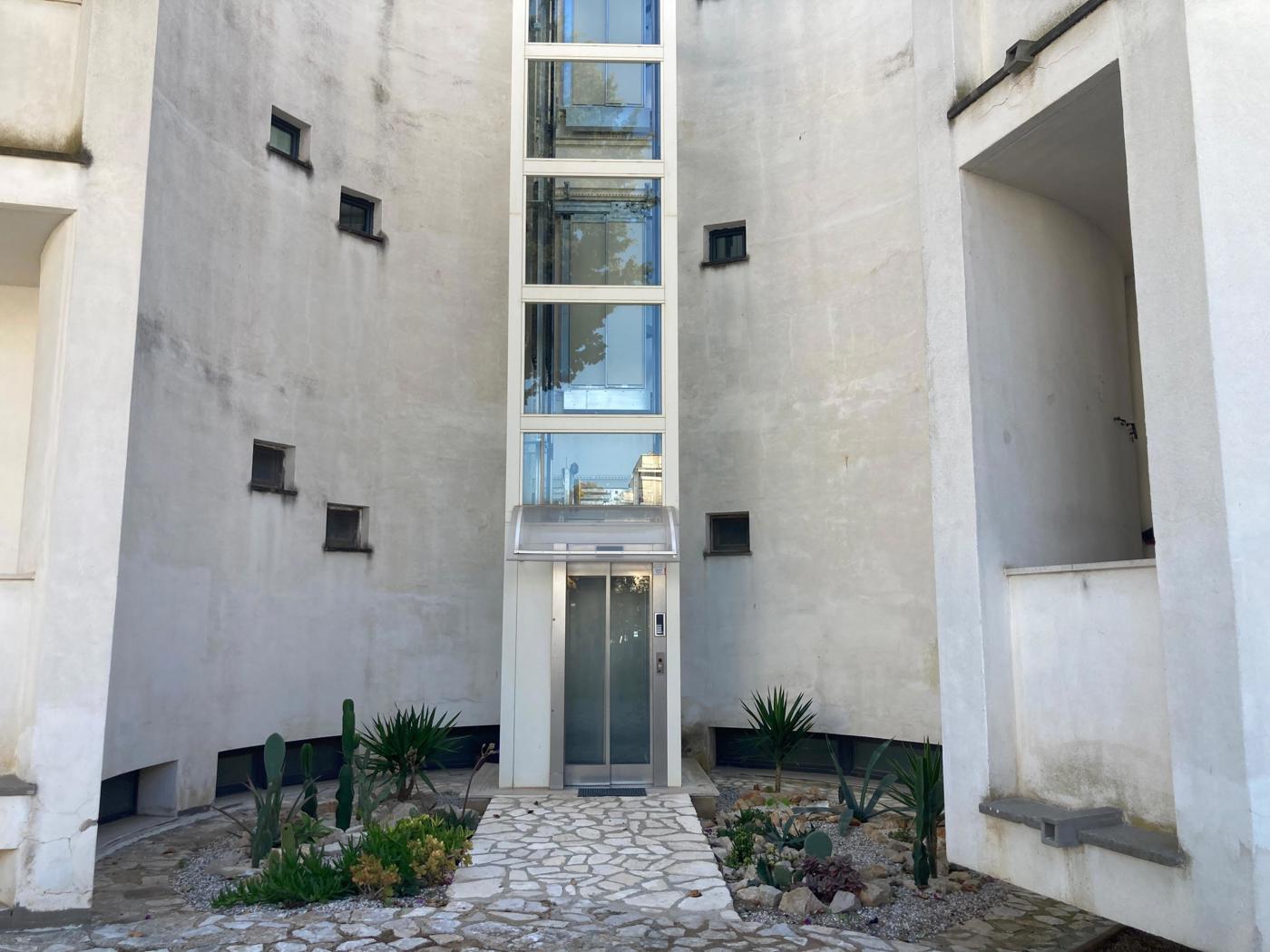 Quadrilocale in vendita a Brindisi