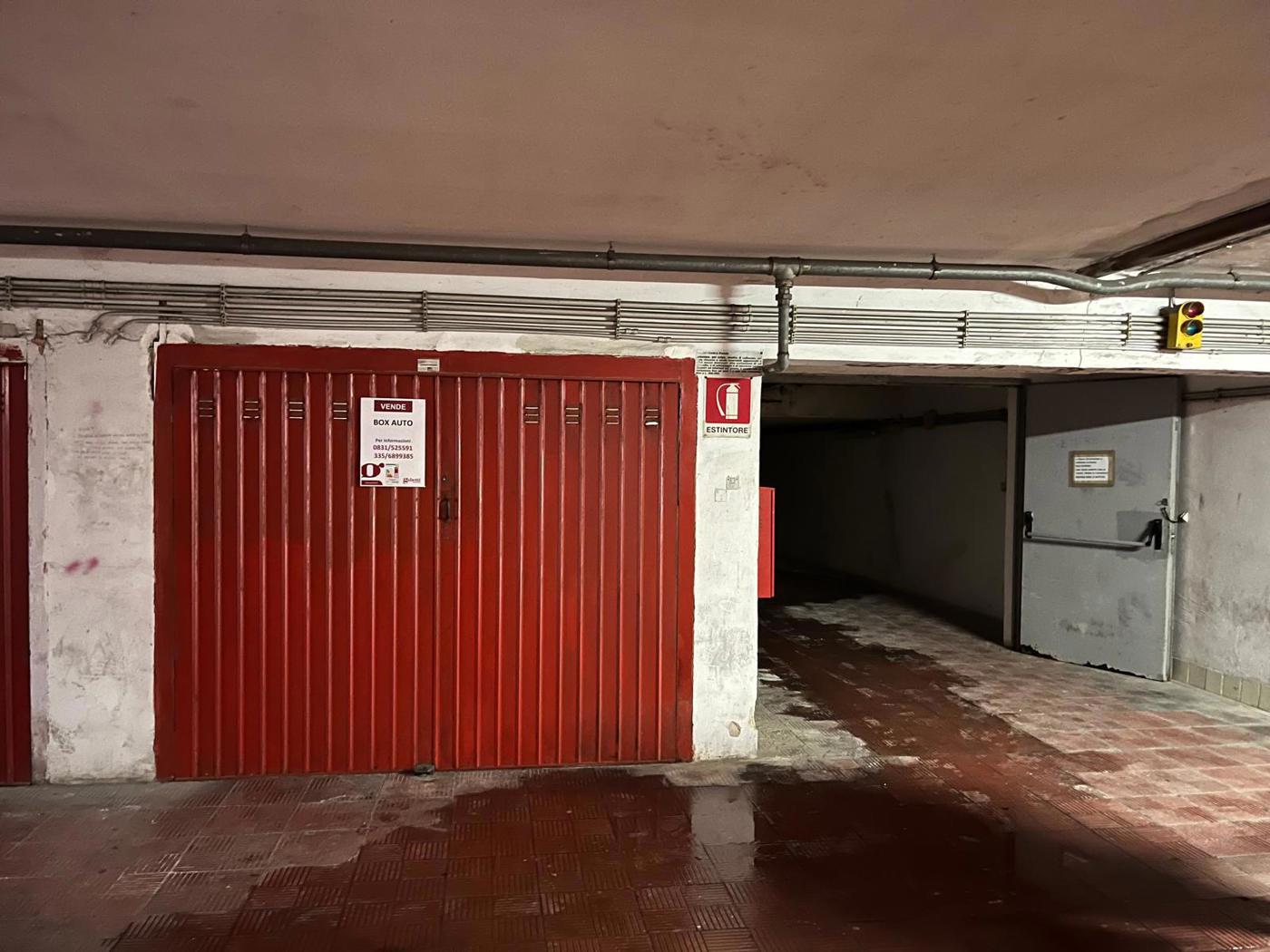 Box/Garage 18mq in vendita a Brindisi