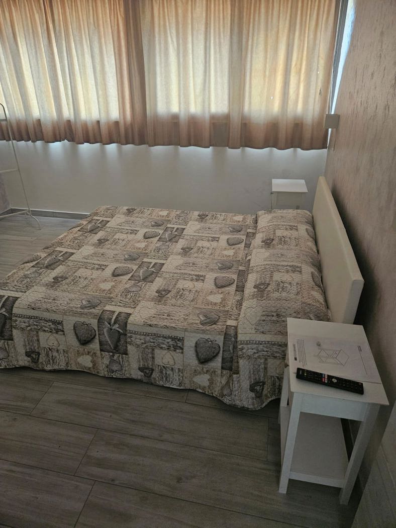 Trilocale arredato in affitto a Brindisi