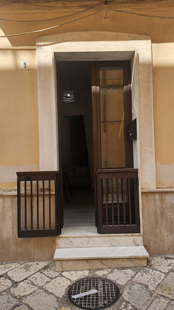 Bilocale arredato in affitto a Brindisi