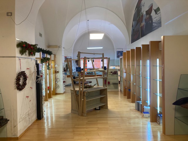 Negozio in affitto a Brindisi