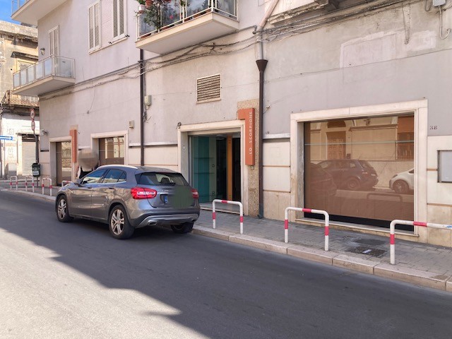 Negozio in affitto a Brindisi