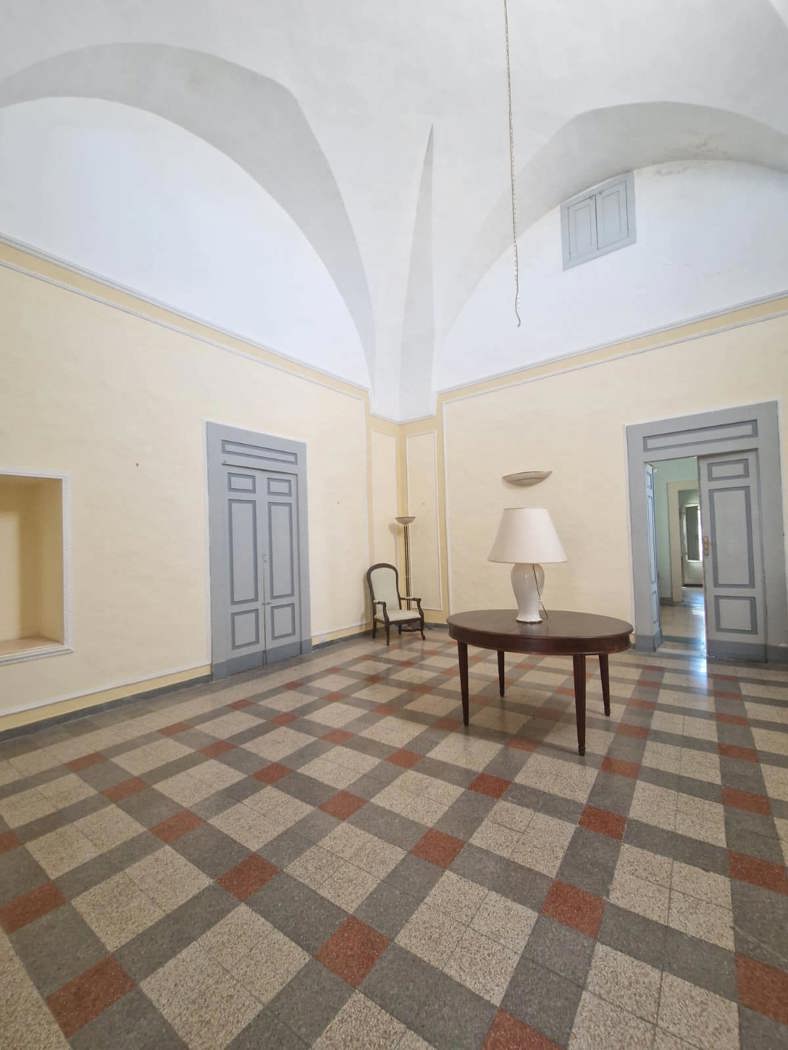 Casa indipendente con giardino a Mesagne