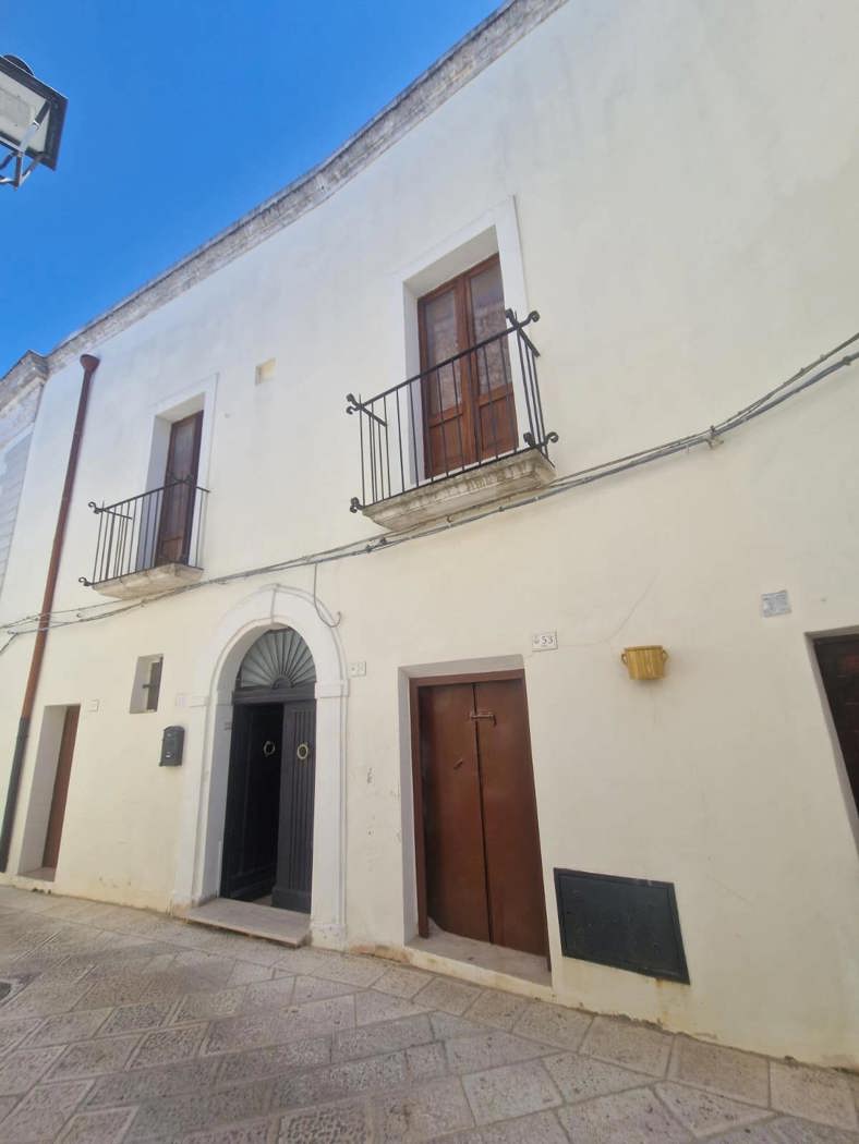 Casa indipendente con giardino a Mesagne