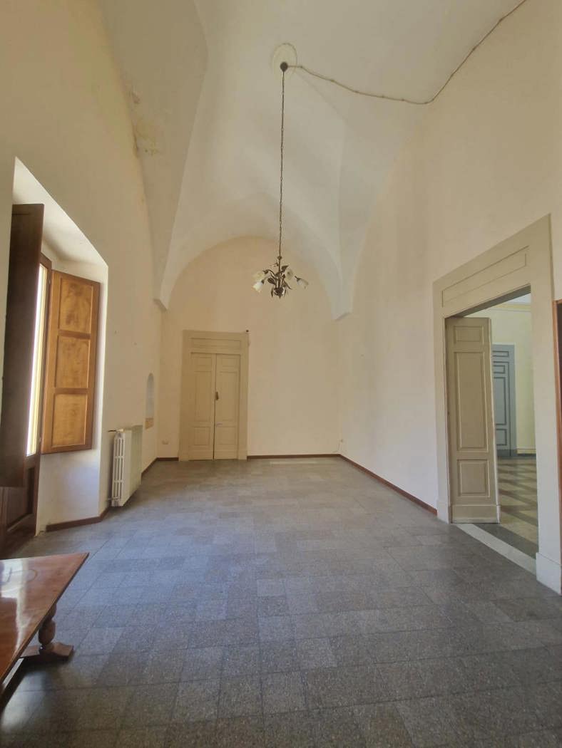 Casa indipendente con giardino a Mesagne