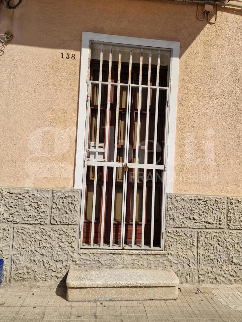 Ufficio ristrutturato a Brindisi