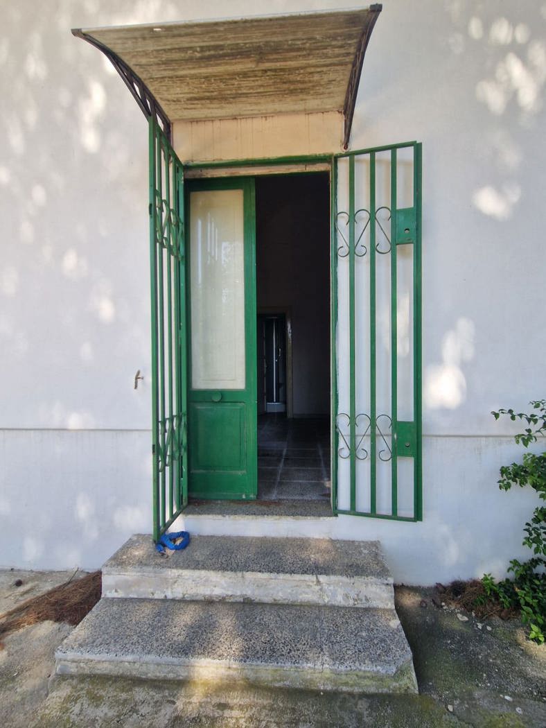 Villa con giardino a Brindisi