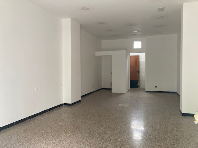Negozio in affitto a Brindisi