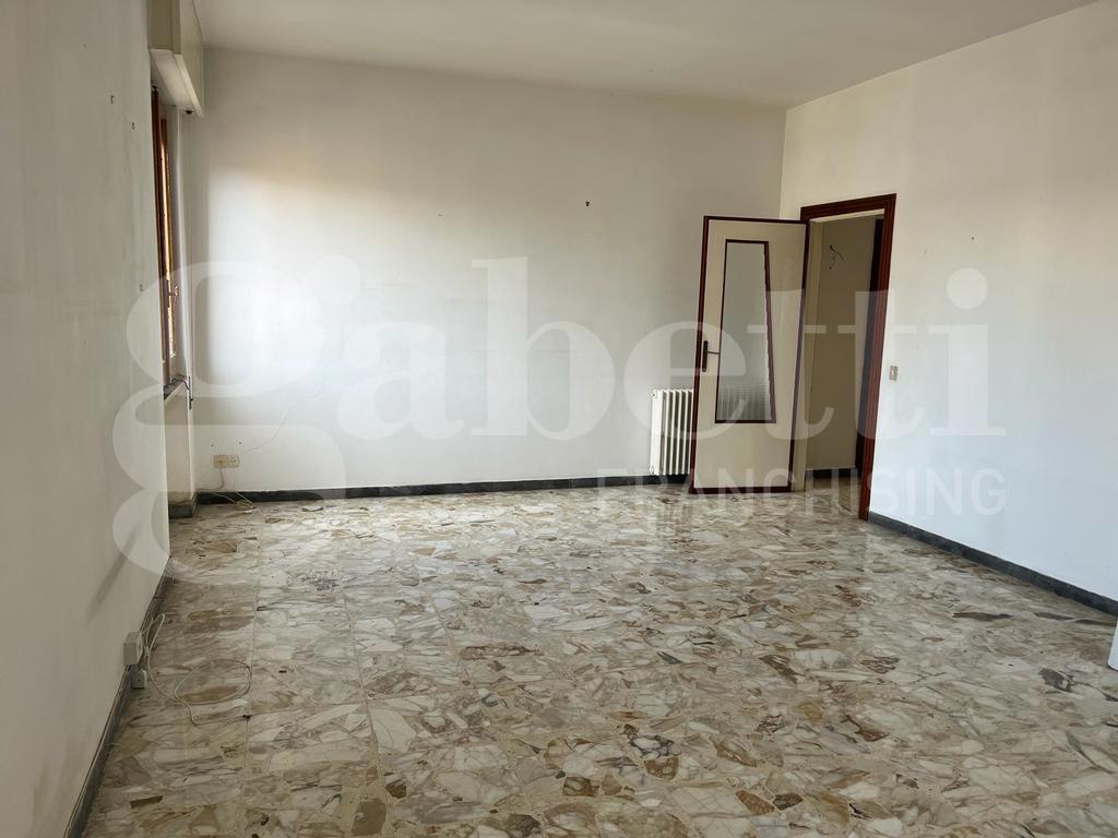 Quadrilocale da ristrutturare a Brindisi
