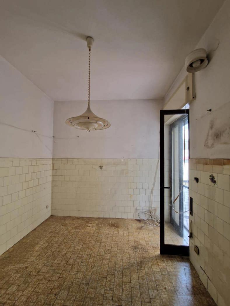 Trilocale in vendita a Brindisi