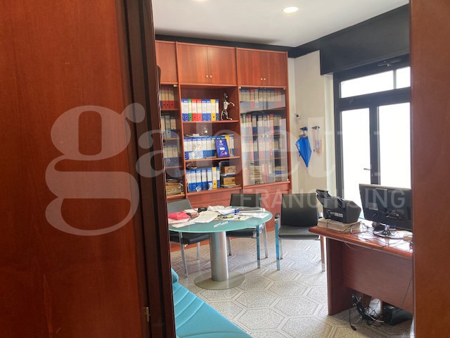 Ufficio in affitto a Brindisi