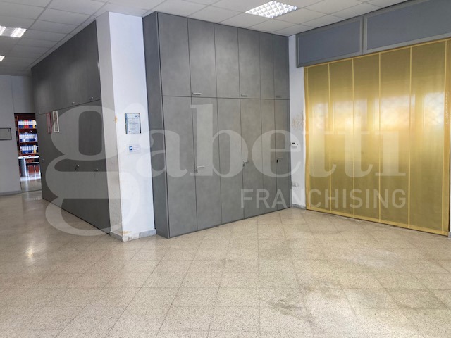 Ufficio in affitto a Brindisi