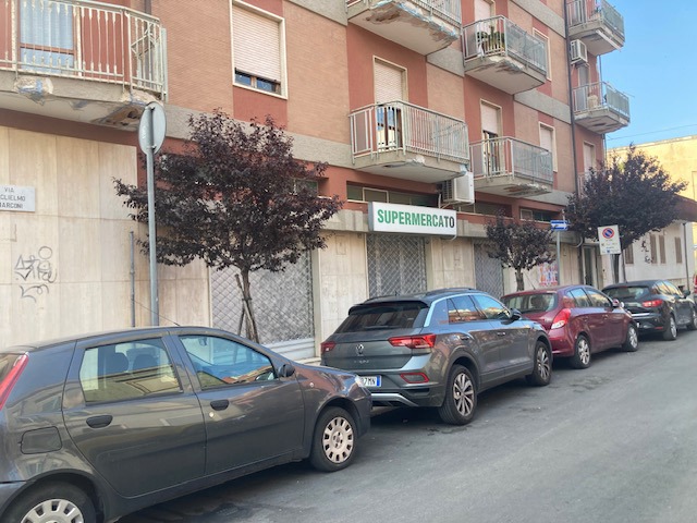 Negozio in vendita a Brindisi