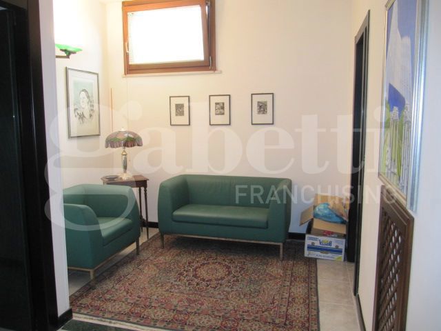 Ufficio in affitto a Brindisi