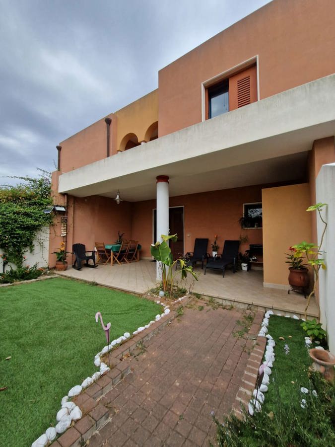 Villa arredata in affitto a Brindisi